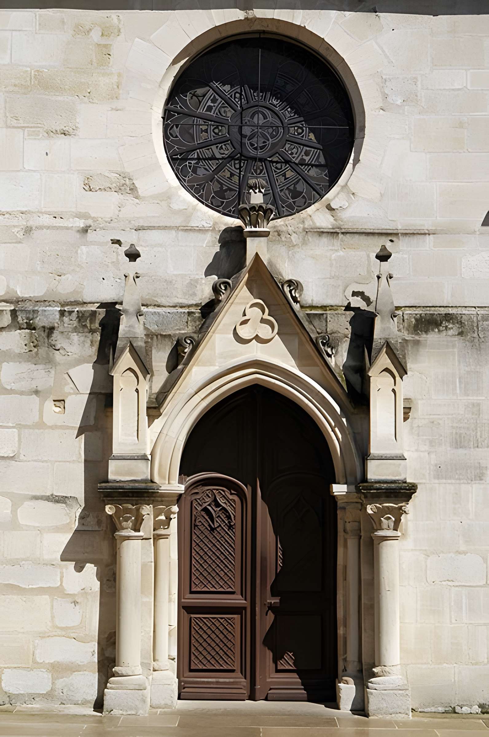 Église Saint-Saturnin de Gentilly