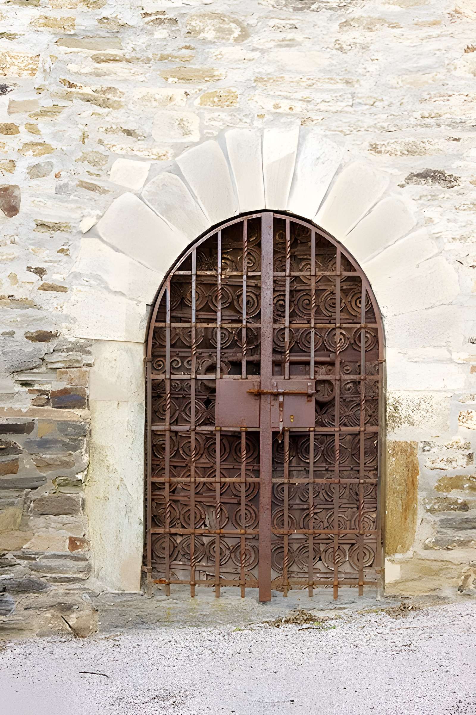 Église Saint-Saturnin de Montauriol