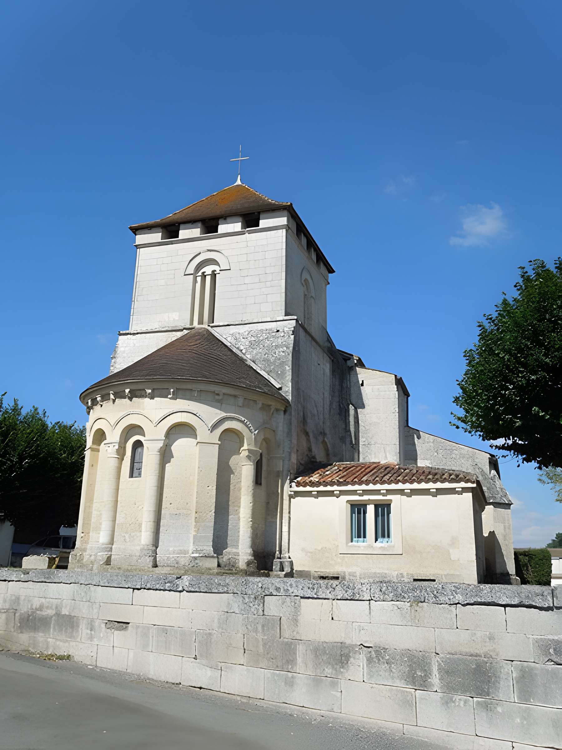 Église Saint-Saturnin de Mosnac