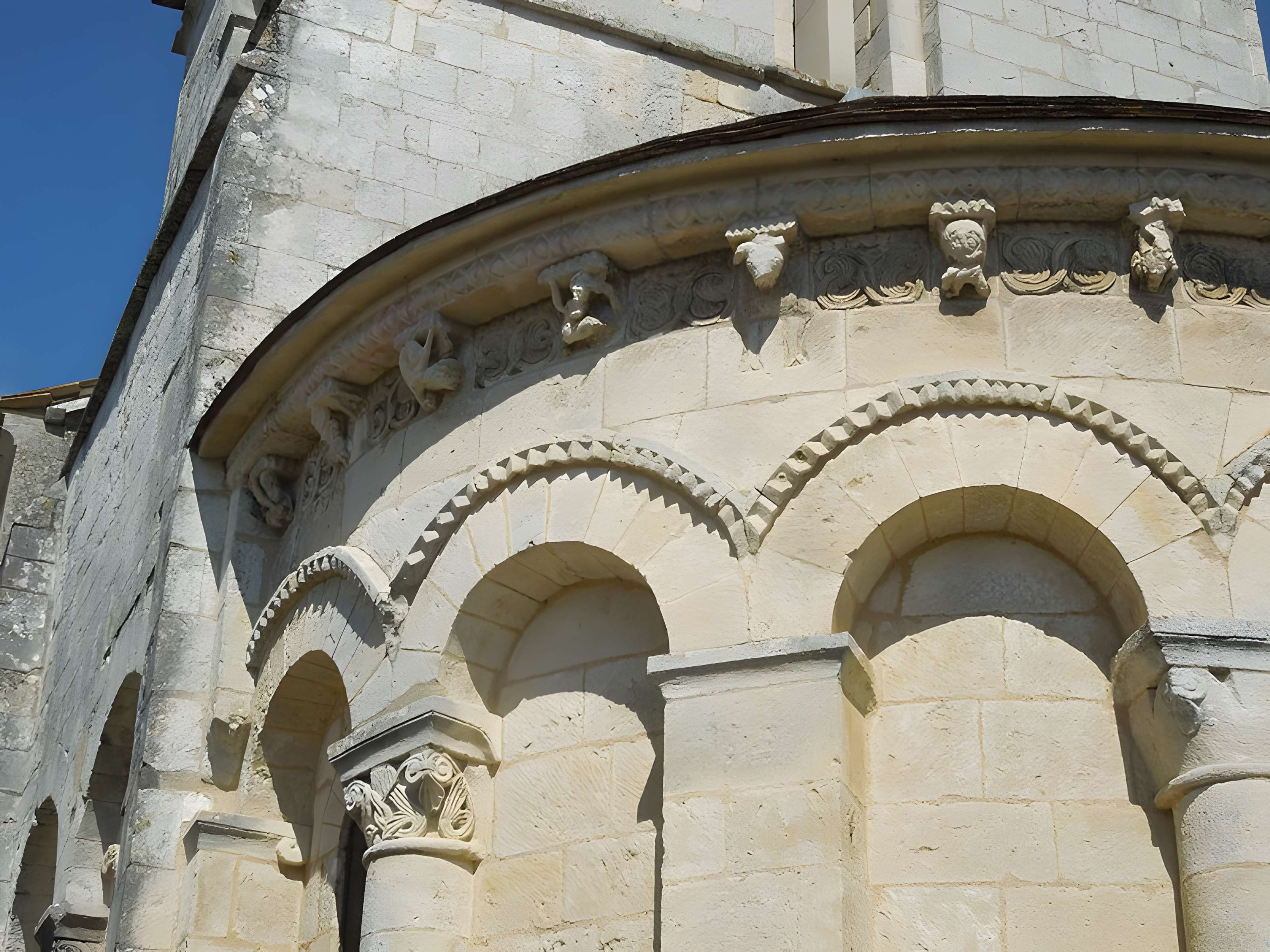 Église Saint-Saturnin de Mosnac