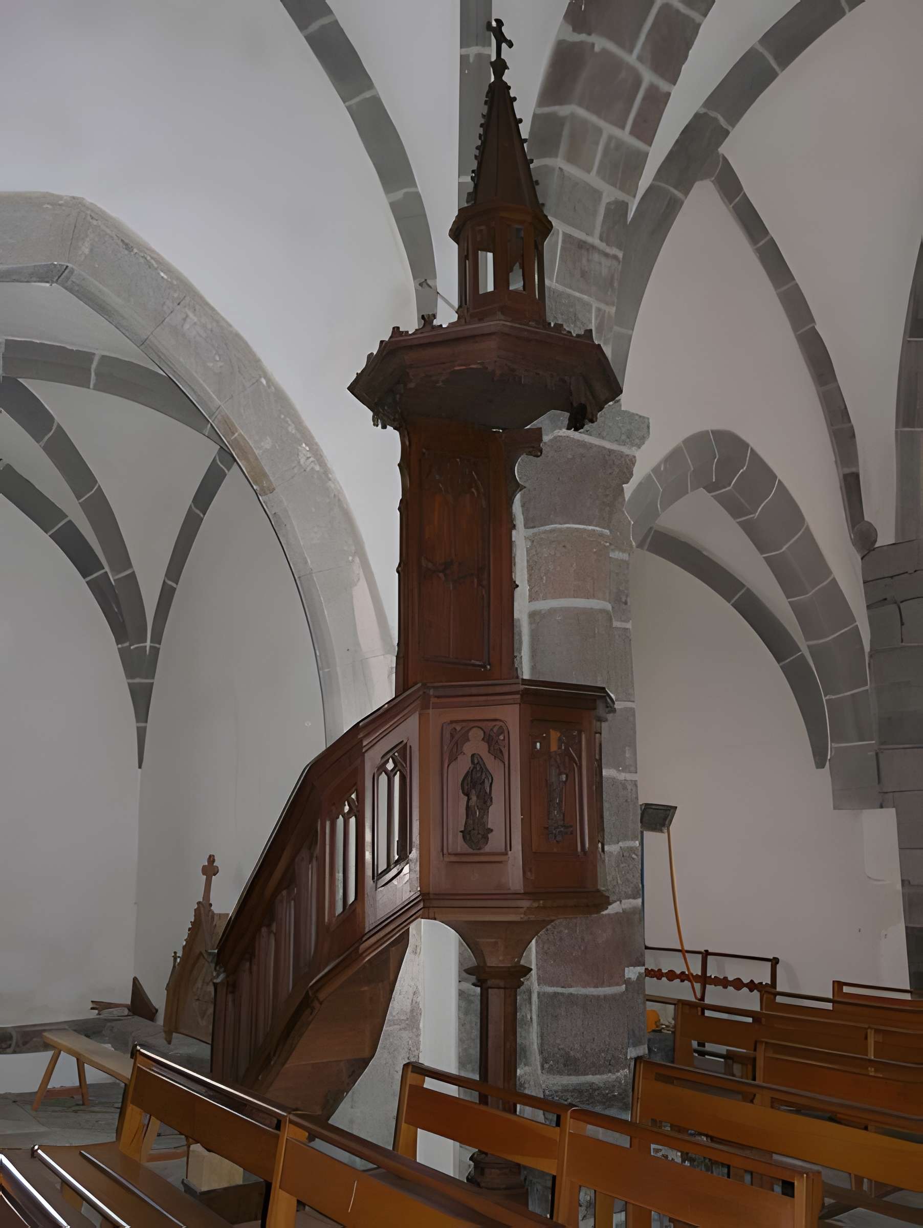 Église Saint-Saturnin de Paulhenc