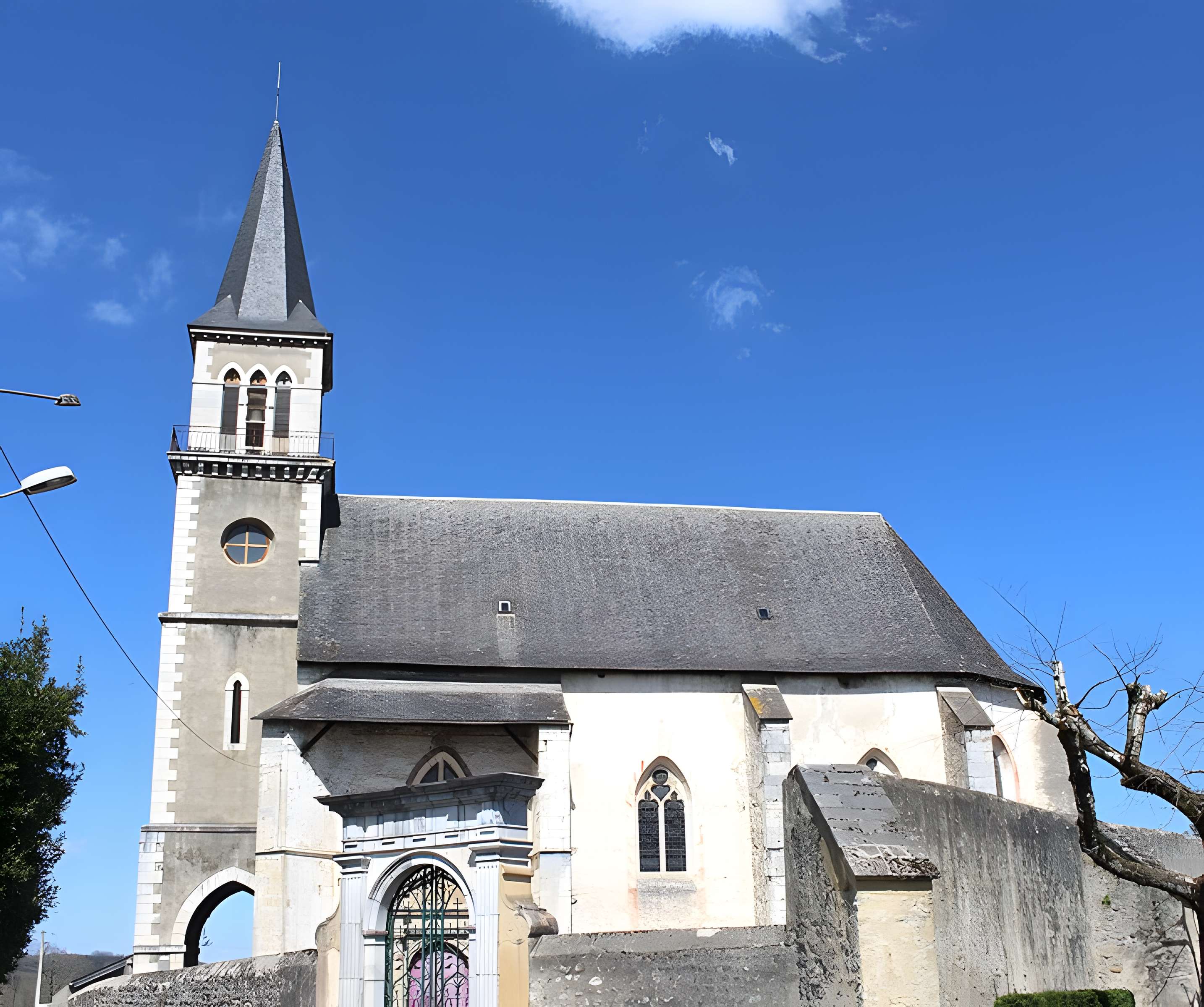Église Saint-Saturnin de Pouzac