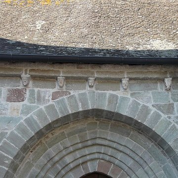 Église Saint-Saturnin de Saint-Cernin-de-Larche