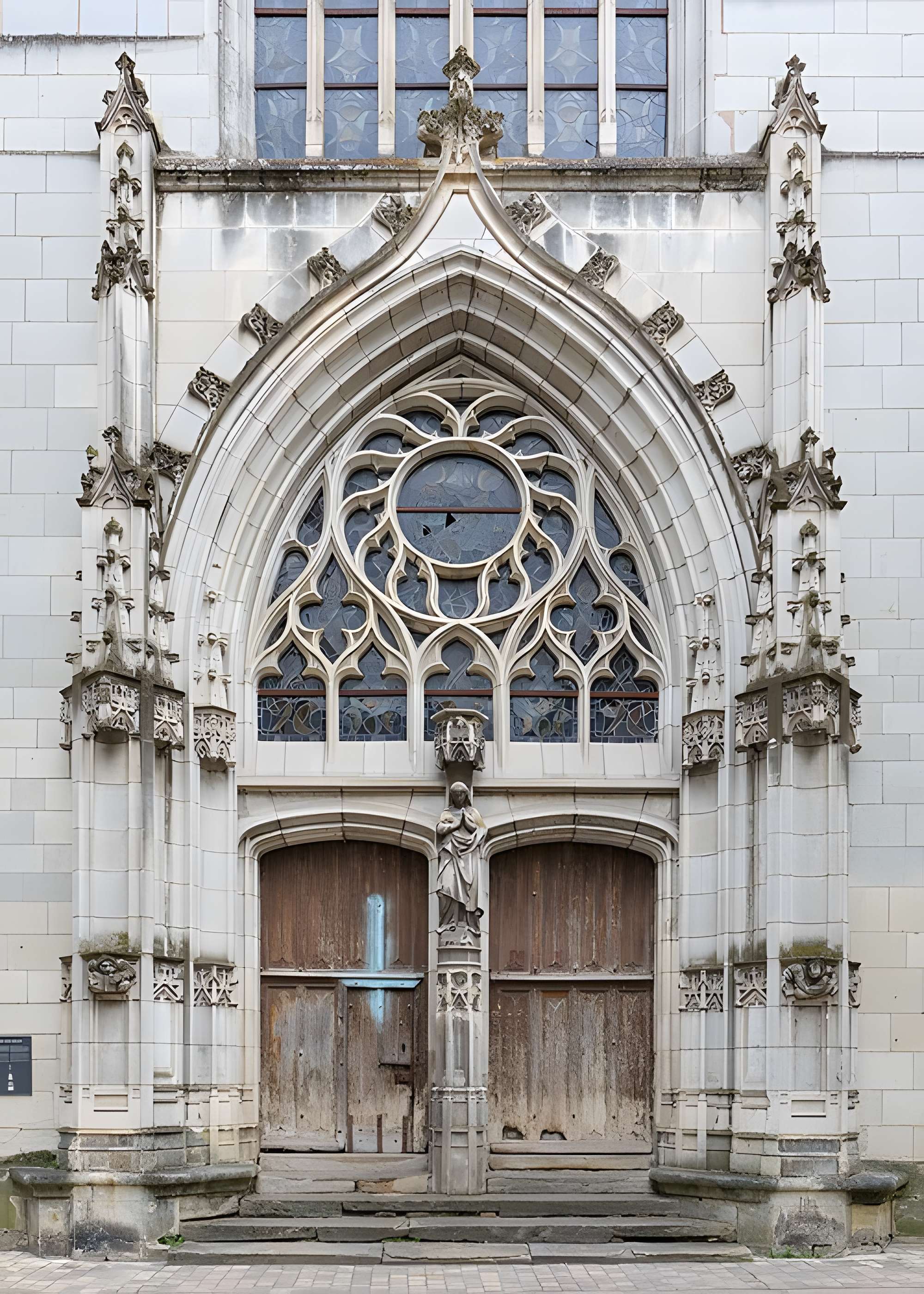 Église Saint-Saturnin de Tours