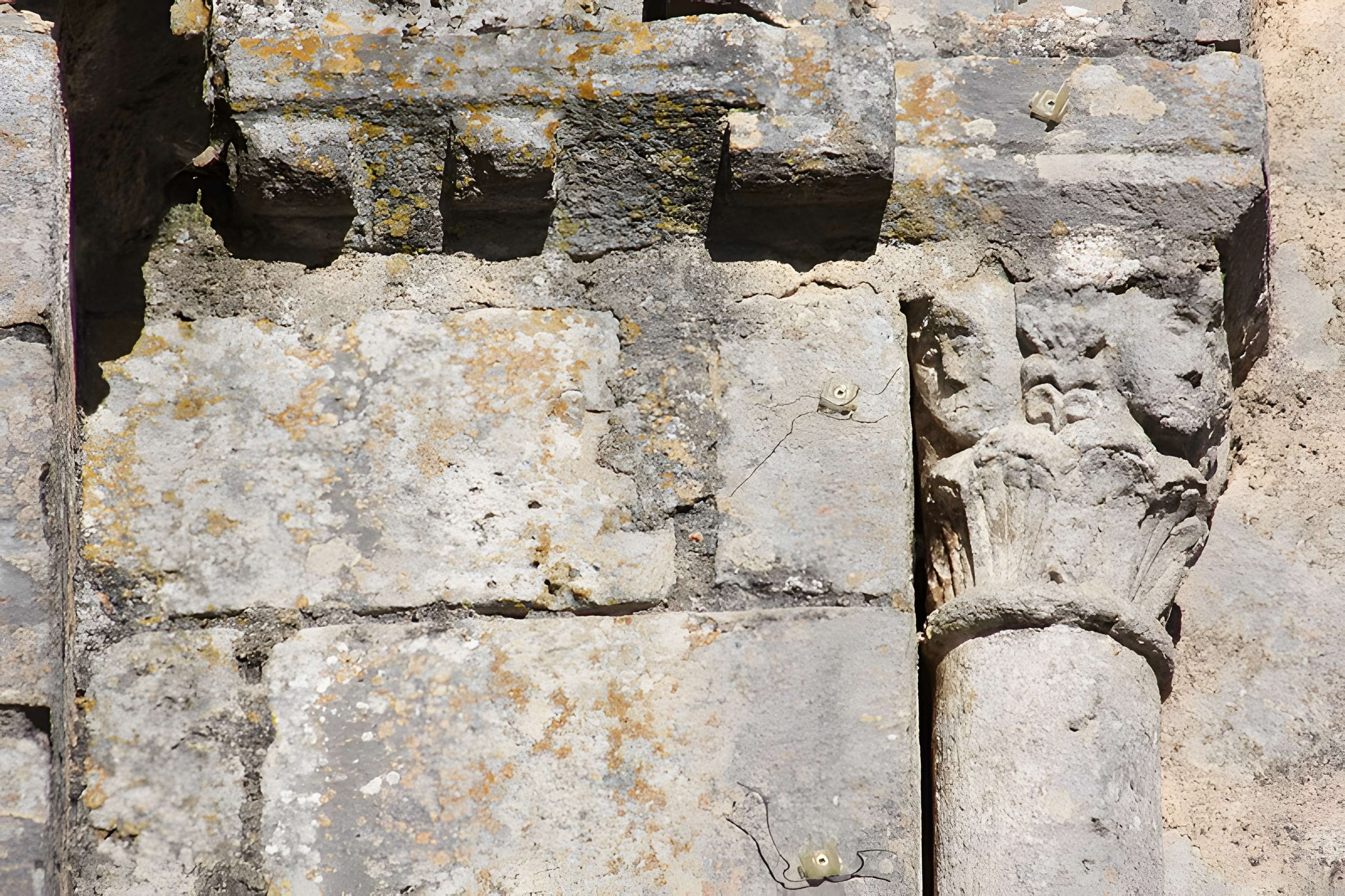 Église Saint-Saturnin de Vouillon