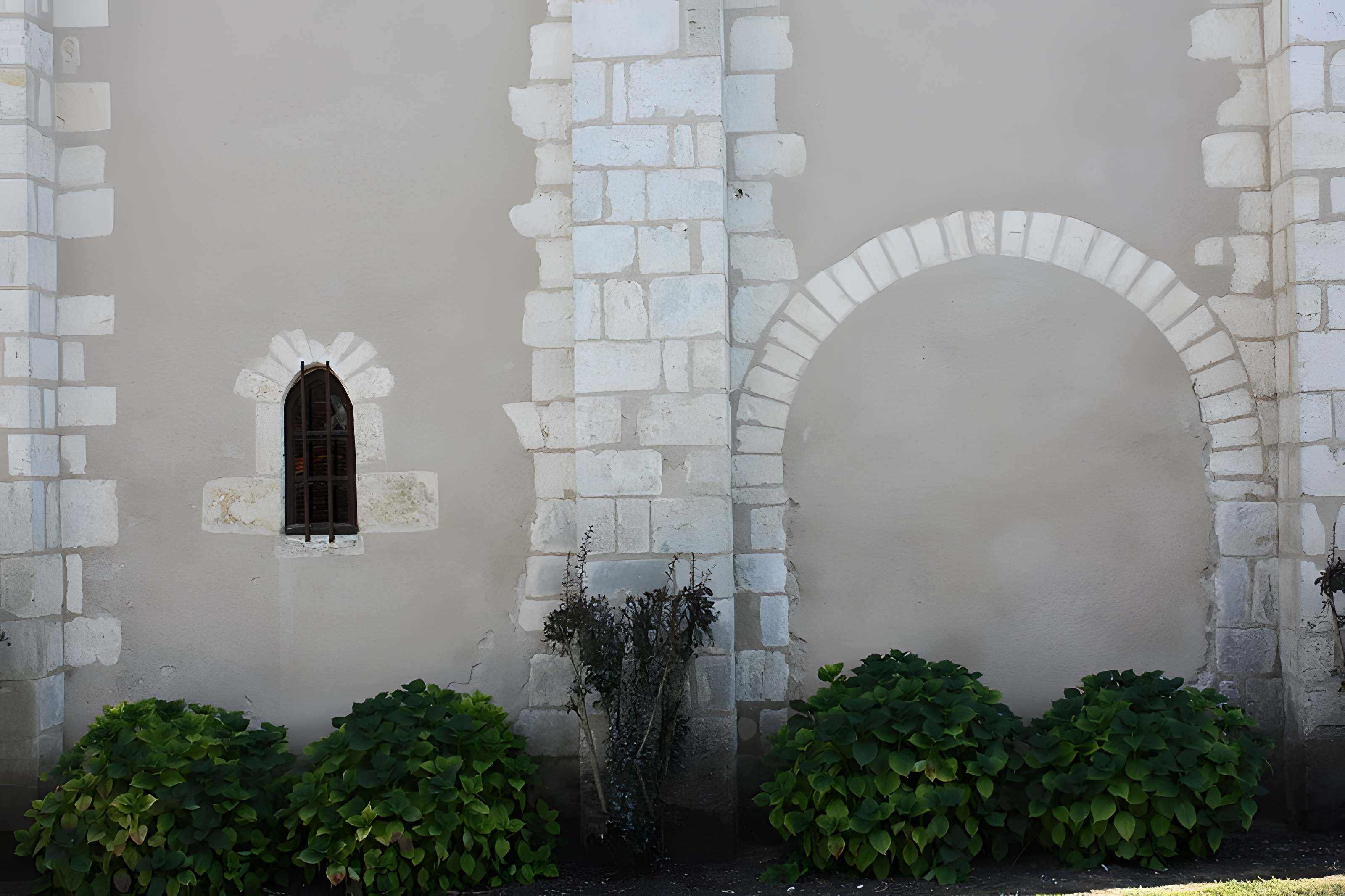 Église Saint-Saturnin de Vouillon