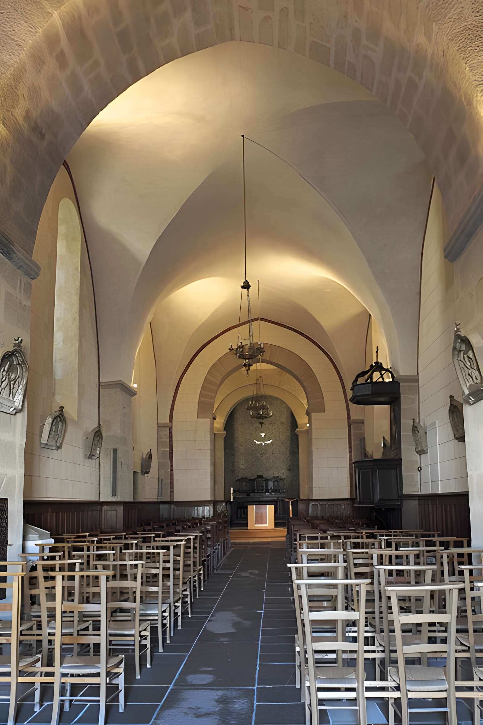 Église Saint-Saturnin du Vigen