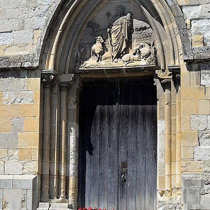 Photo de Église Saint-Sauveur de Beaumont-en-Auge