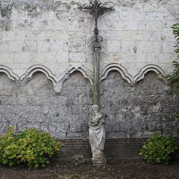 Église Saint-Sauveur de Beaumont-en-Auge