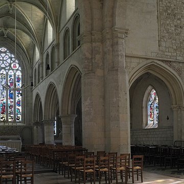 Église Saint-Sauveur de Beaumont-en-Auge