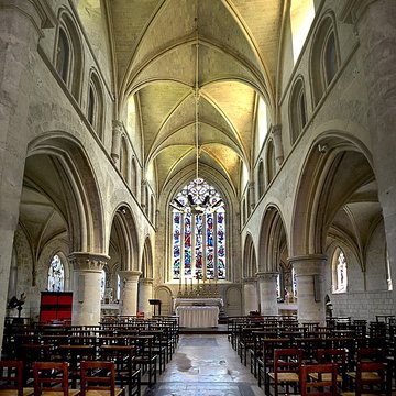 Église Saint-Sauveur de Beaumont-en-Auge