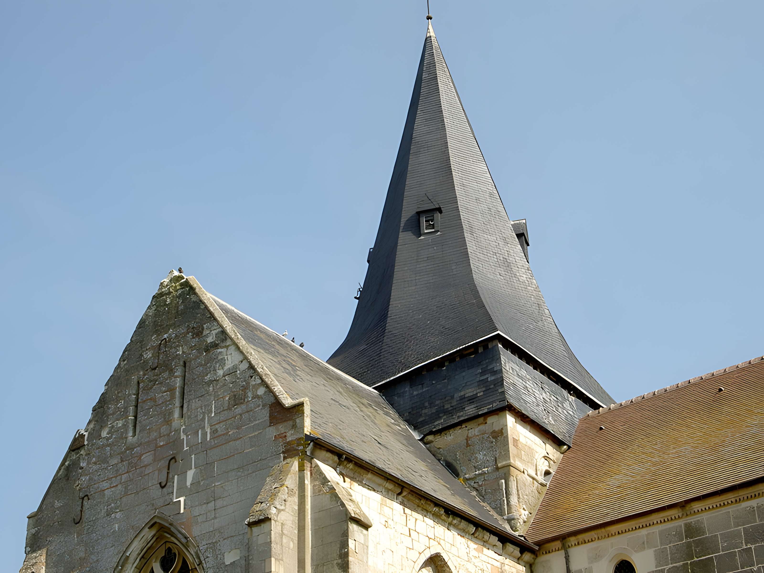 Église Saint-Sauveur de Beaumont-en-Auge