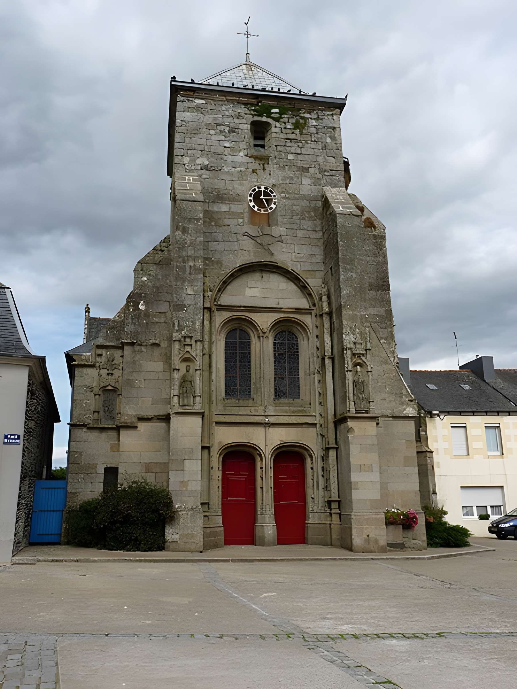 Église Saint-Sauveur de Corlay