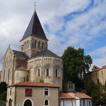Église Saint-Sauveur de Mareuil-sur-Lay-Dissais