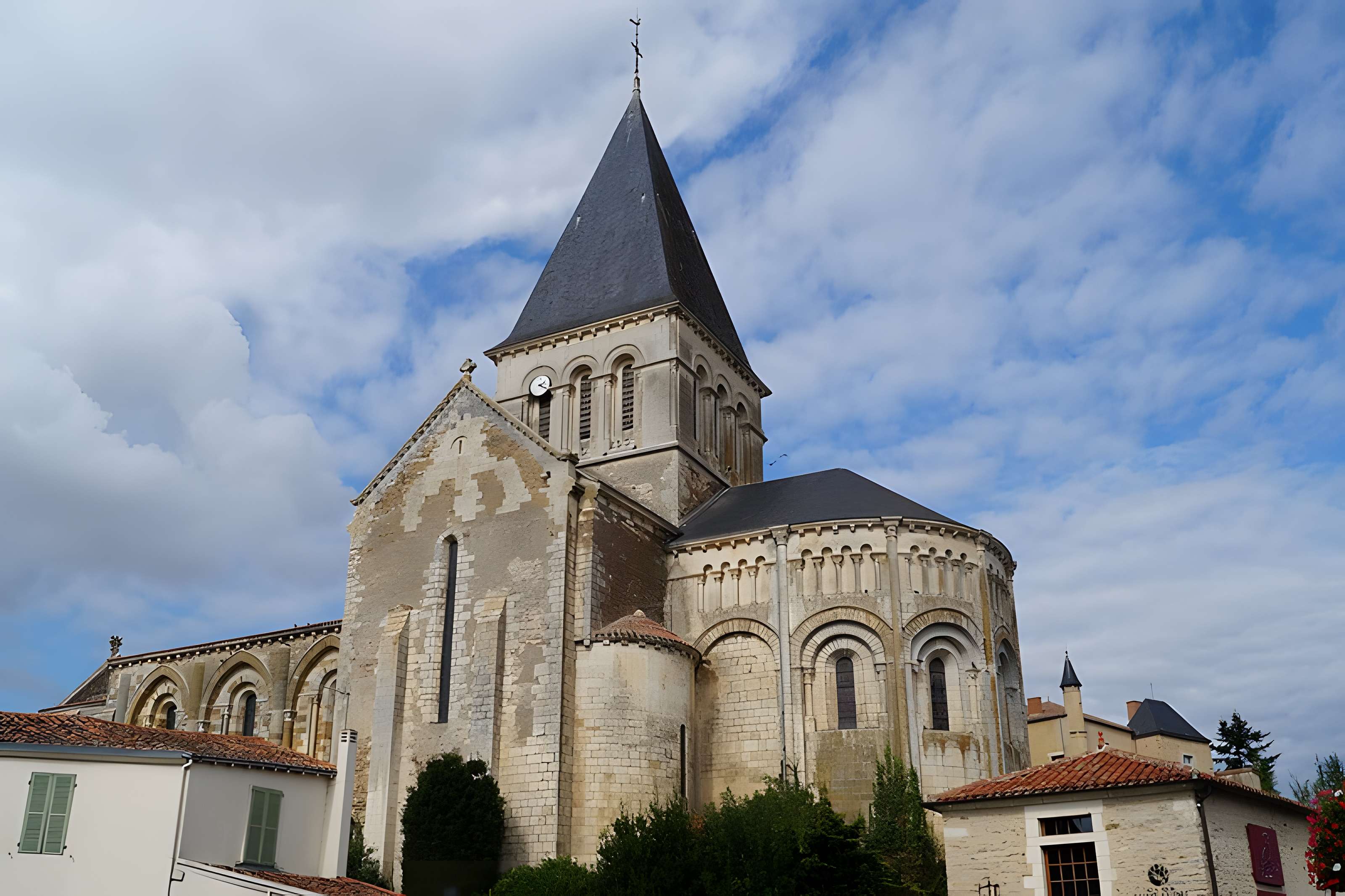 Église Saint-Sauveur de Mareuil-sur-Lay-Dissais