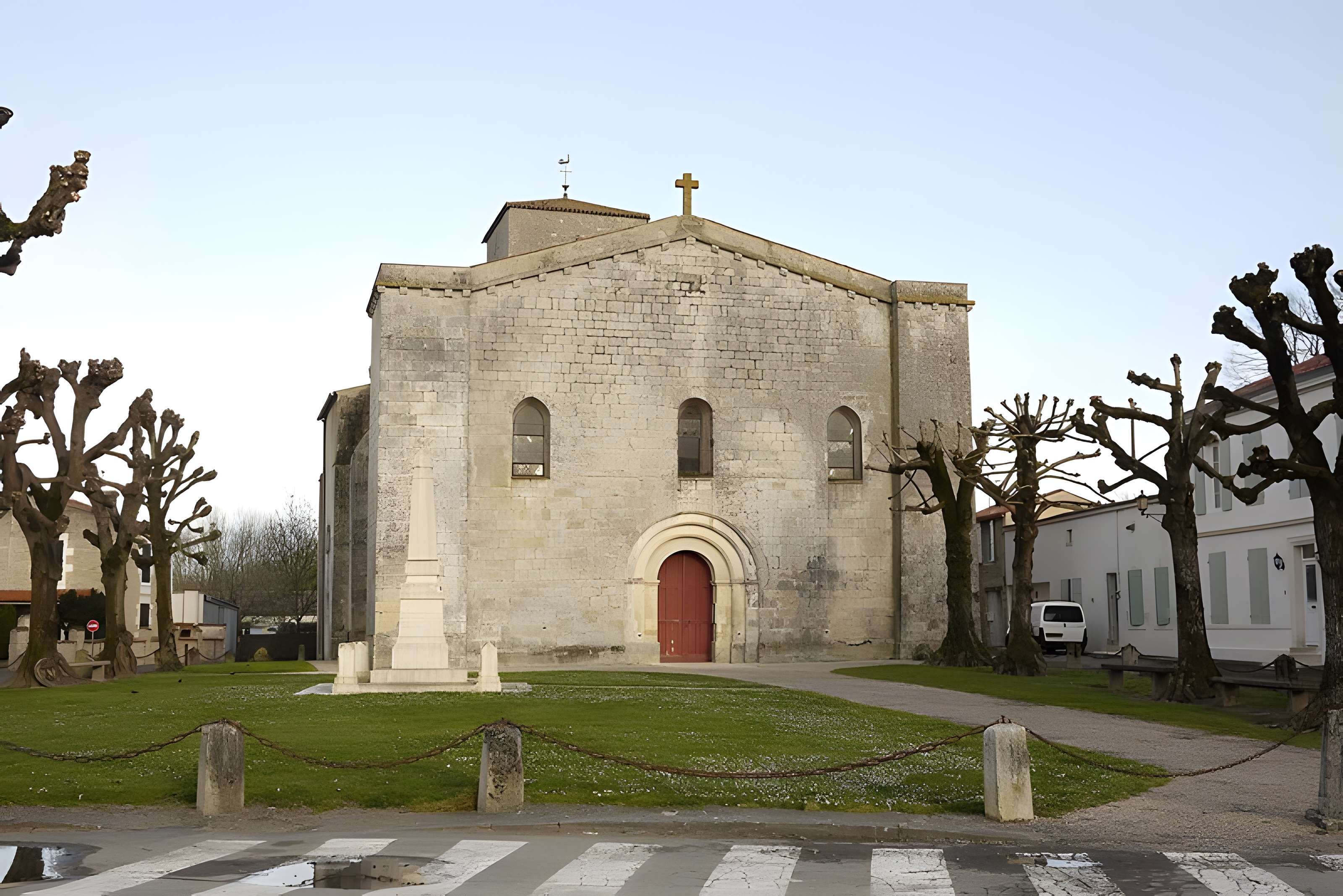 Église Saint-Sauveur de Saint-Sauveur-d'Aunis
