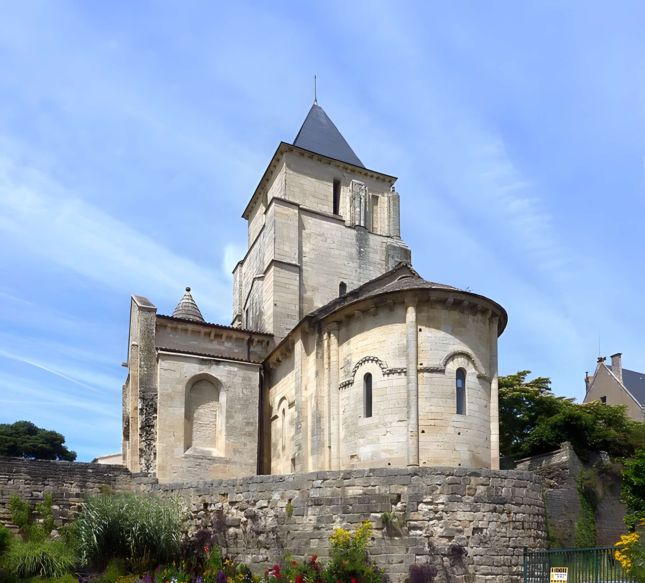 Église Saint-Savinien de Melle