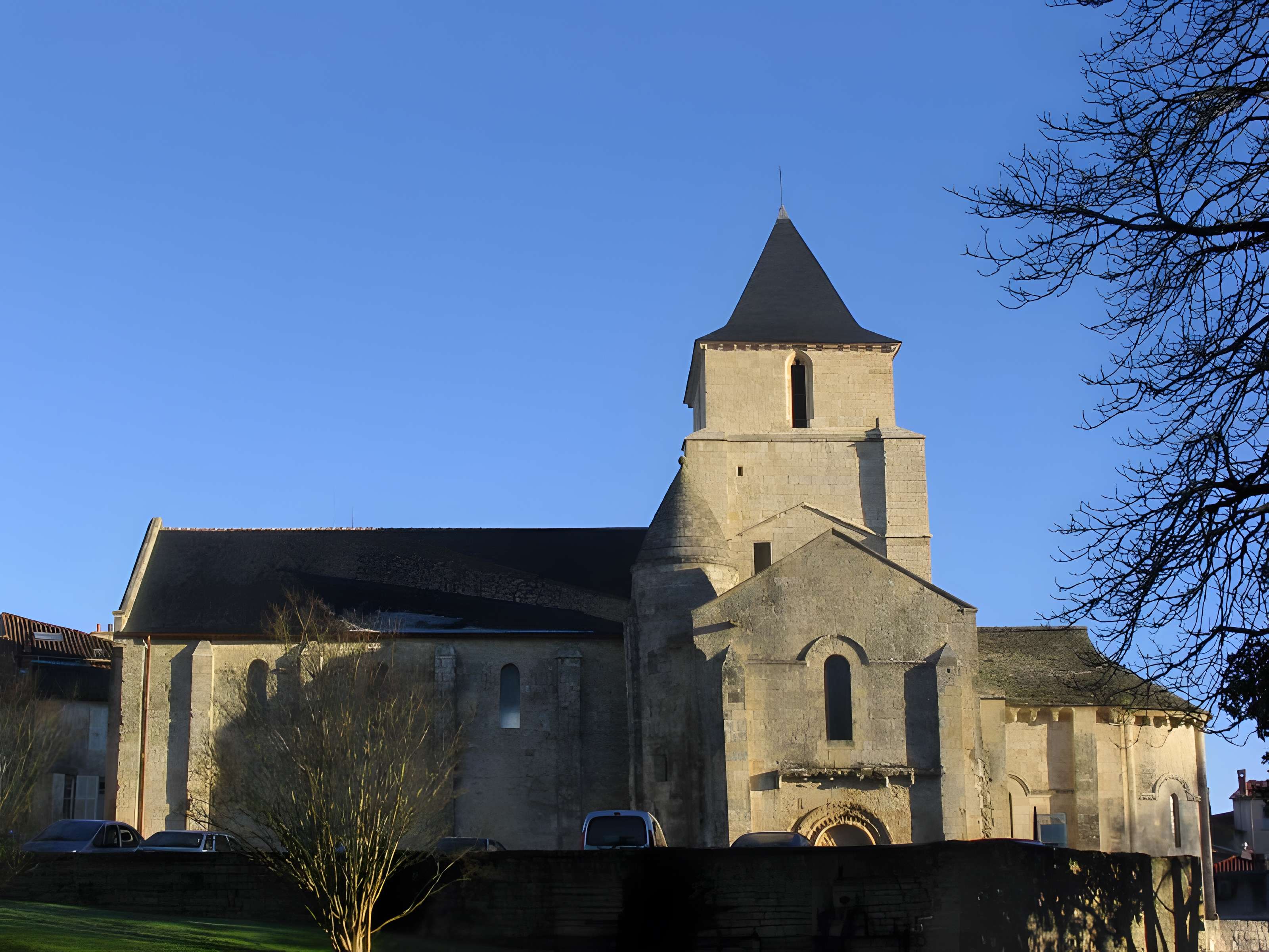 Église Saint-Savinien de Melle
