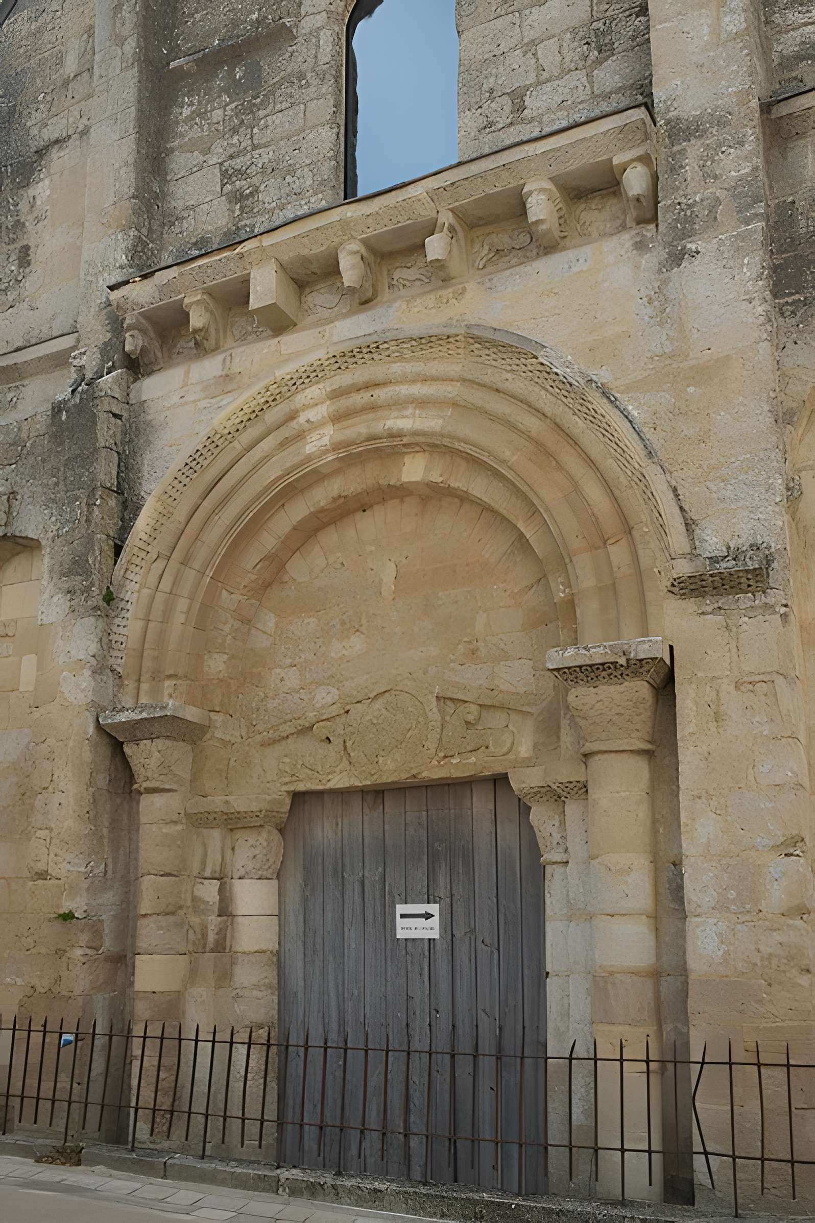 Église Saint-Savinien de Melle