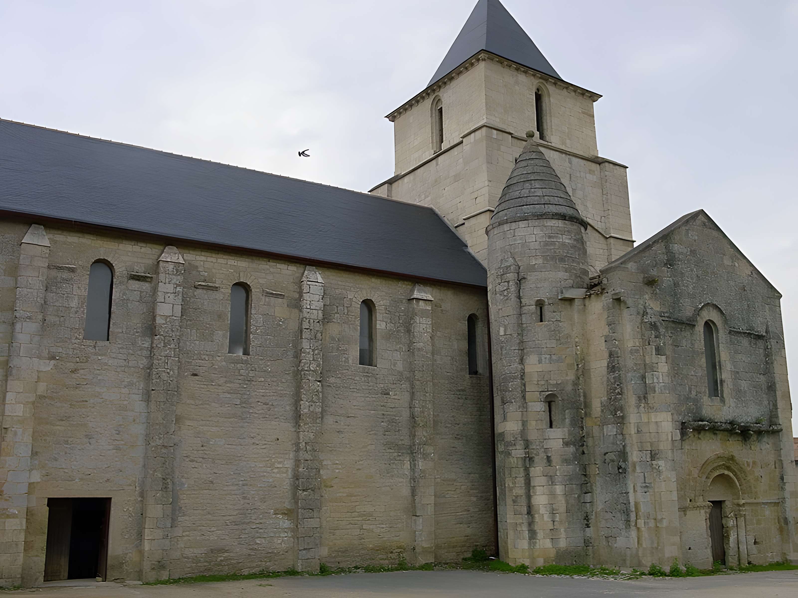 Église Saint-Savinien de Melle