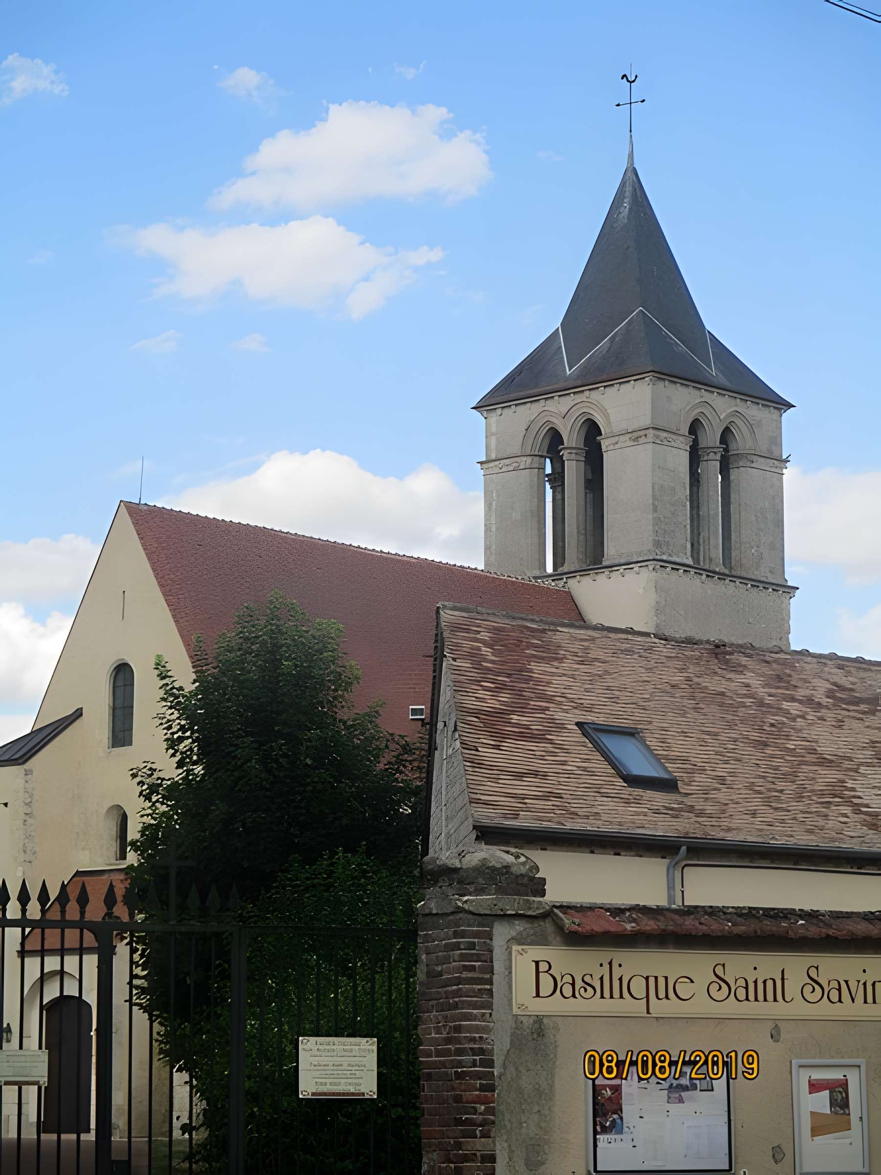 Basilique Saint-Savinien de Sens