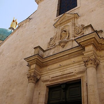 Cathédrale Sainte-Anne dApt 