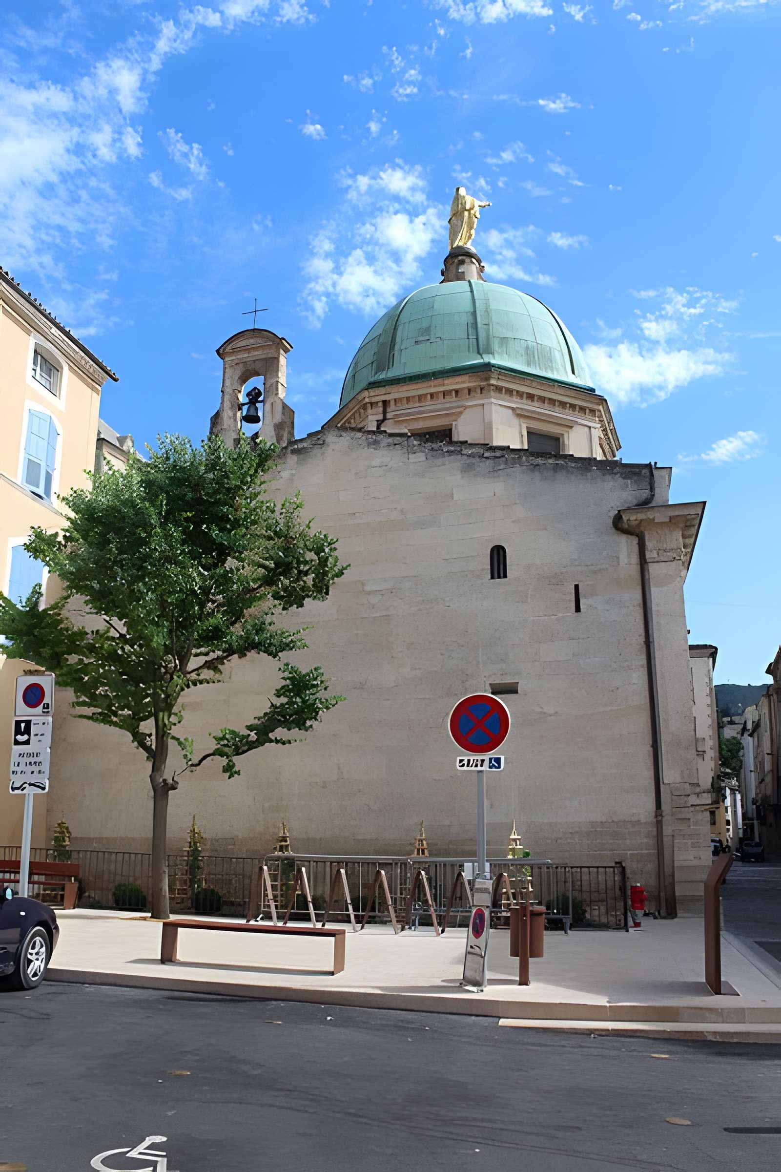 Cathédrale Sainte-Anne d'Apt 