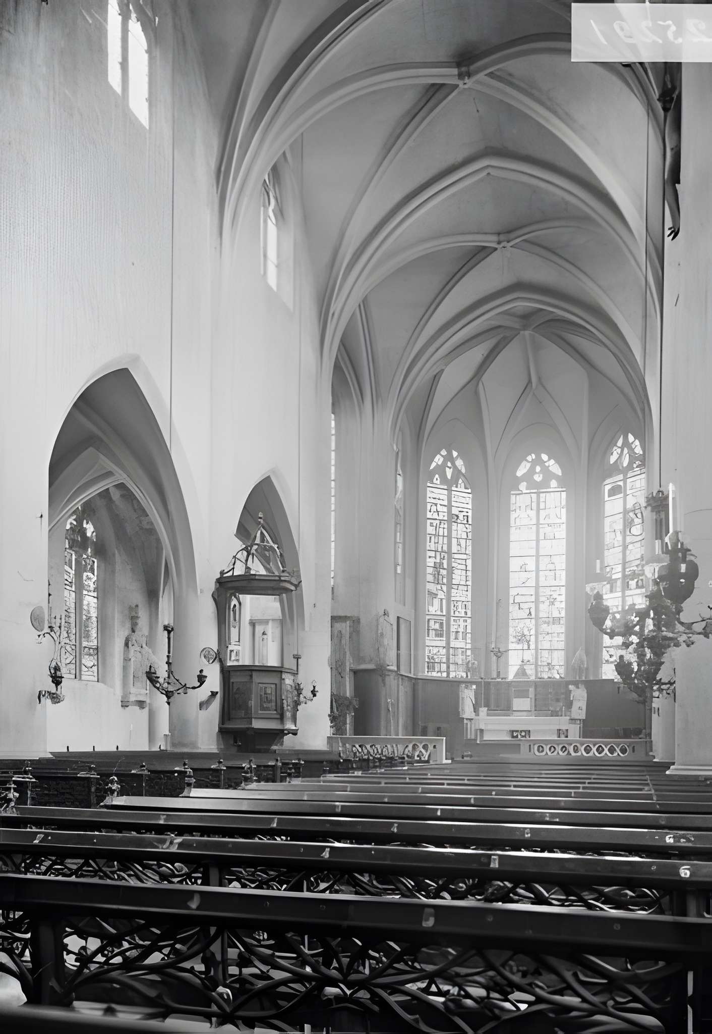 Église Saints-Côme-et-Damien de Vézelise