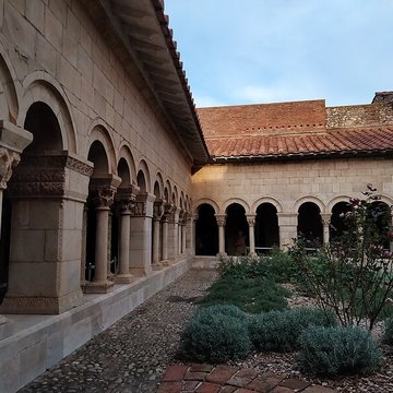 Cathédrale Sainte-Eulalie-et-Sainte-Julie dElne