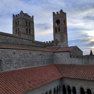 Cathédrale Sainte-Eulalie-et-Sainte-Julie dElne