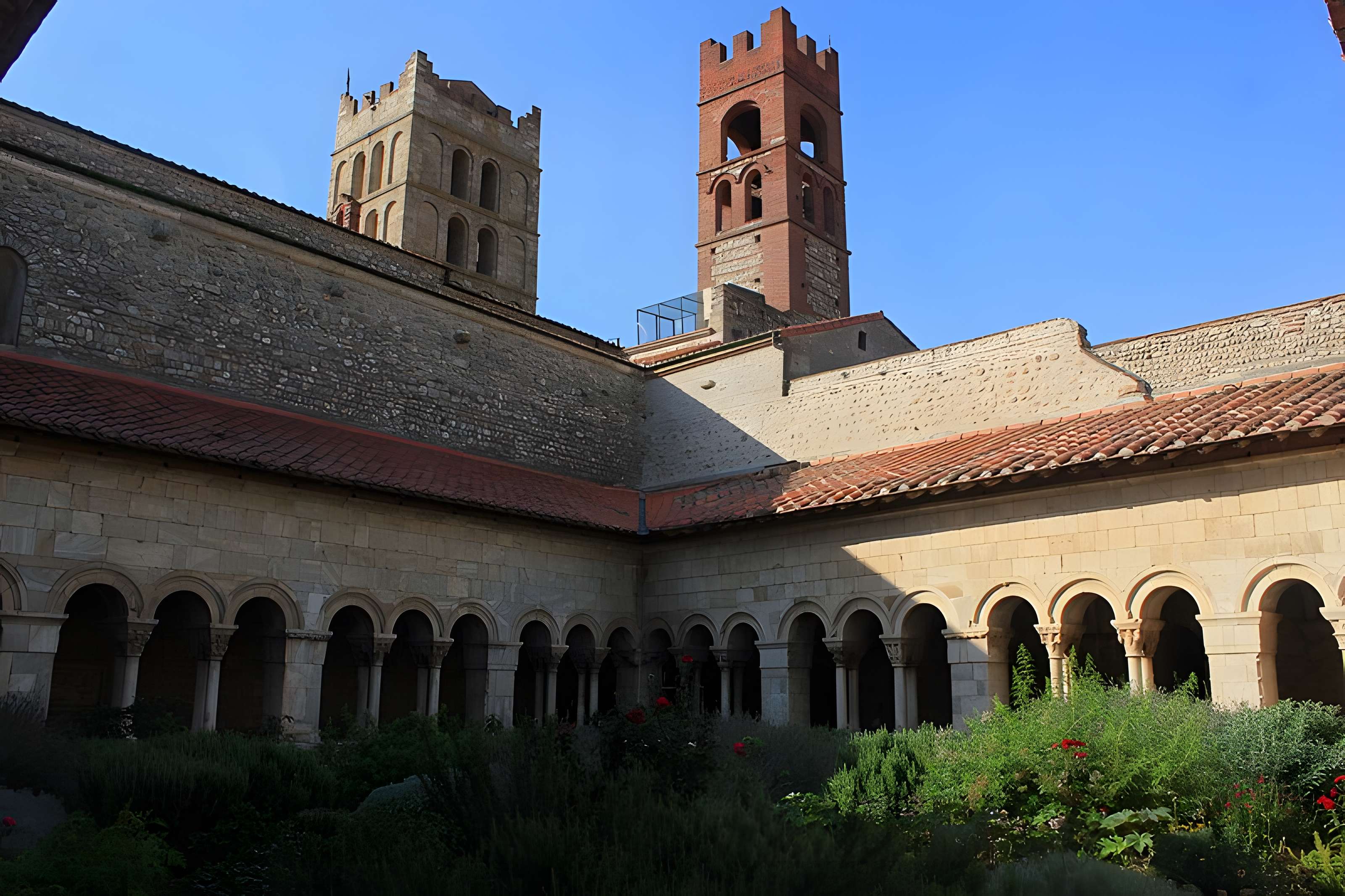 Cathédrale Sainte-Eulalie-et-Sainte-Julie d'Elne