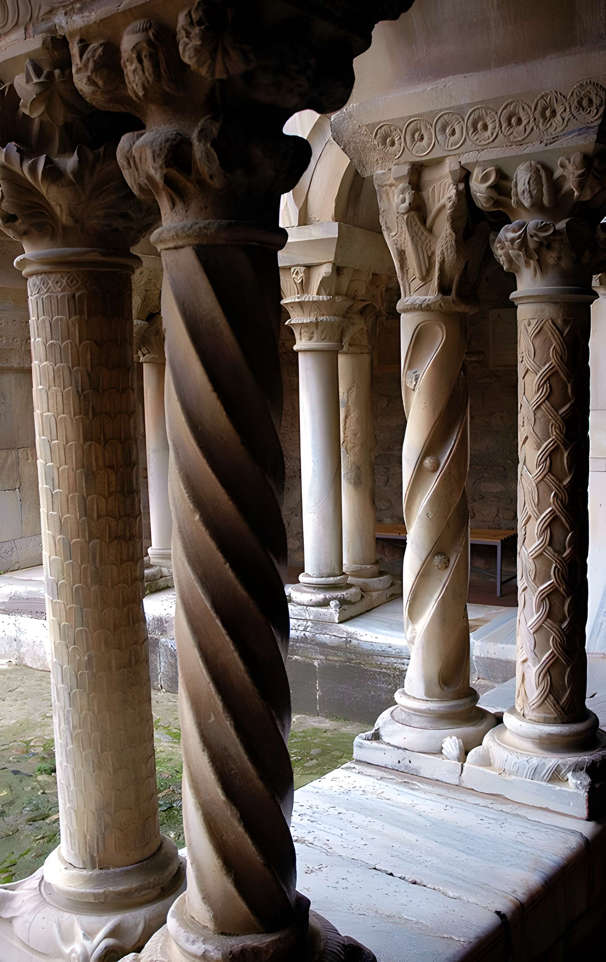 Cathédrale Sainte-Eulalie-et-Sainte-Julie d'Elne