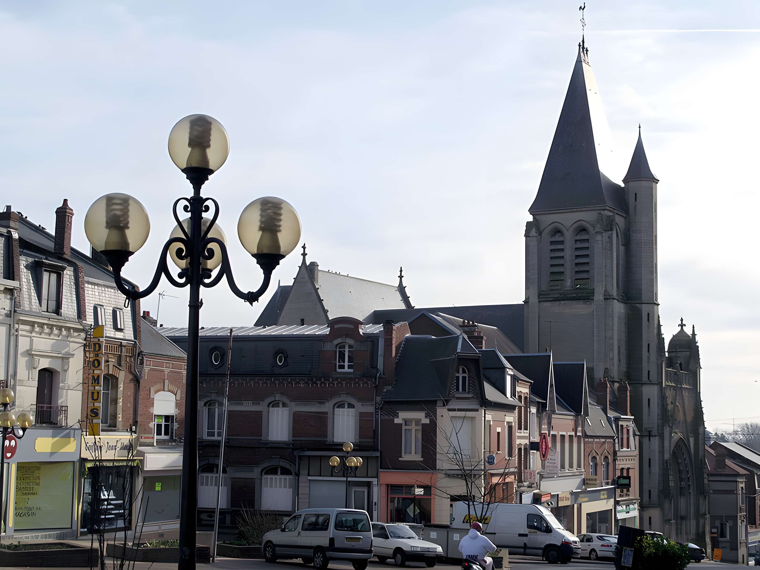 Église Saint-Sépulcre de Montdidier 