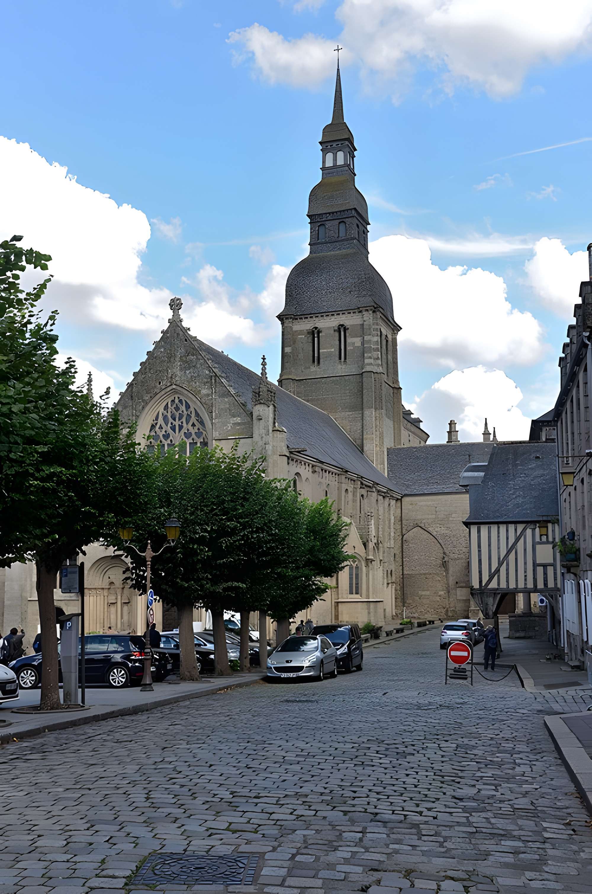 Basilique Saint-Sauveur de Dinan