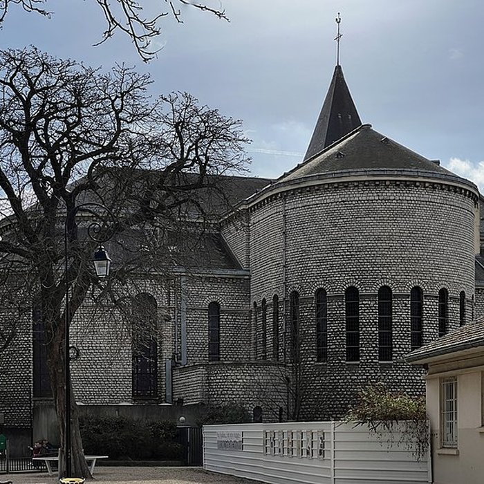 Photo de Cathédrale Sainte-Geneviève-et-Saint-Maurice de Nanterre