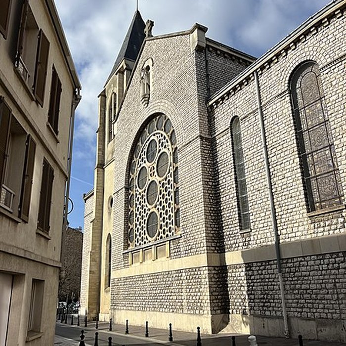 Photo de Cathédrale Sainte-Geneviève-et-Saint-Maurice de Nanterre
