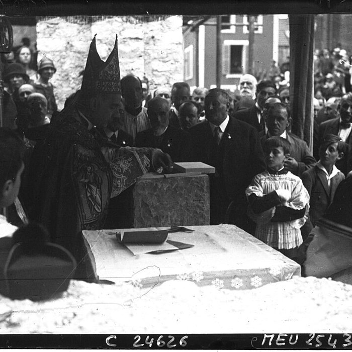 Photo de Cathédrale Sainte-Geneviève-et-Saint-Maurice de Nanterre