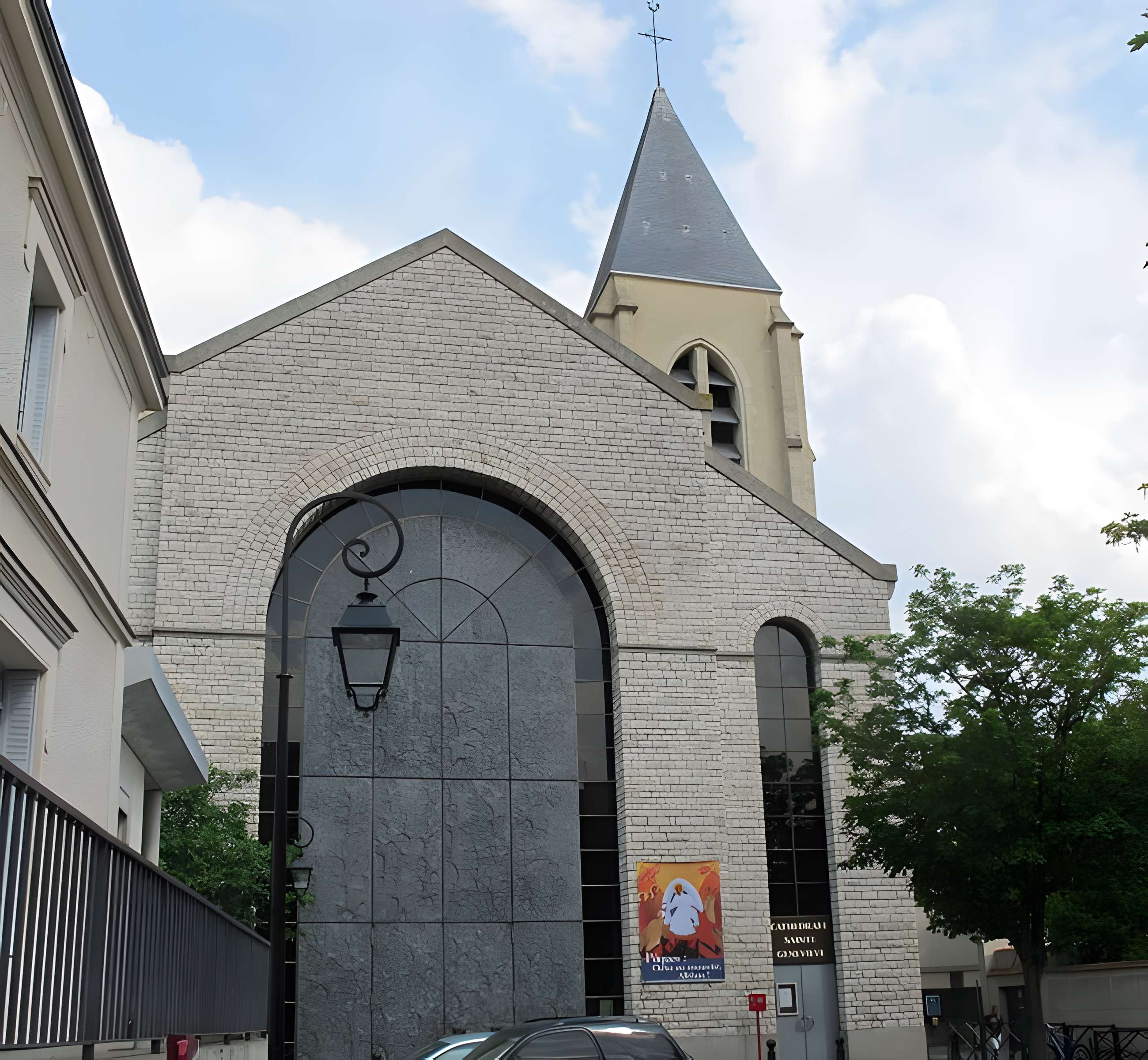 Cathédrale Sainte-Geneviève-et-Saint-Maurice de Nanterre