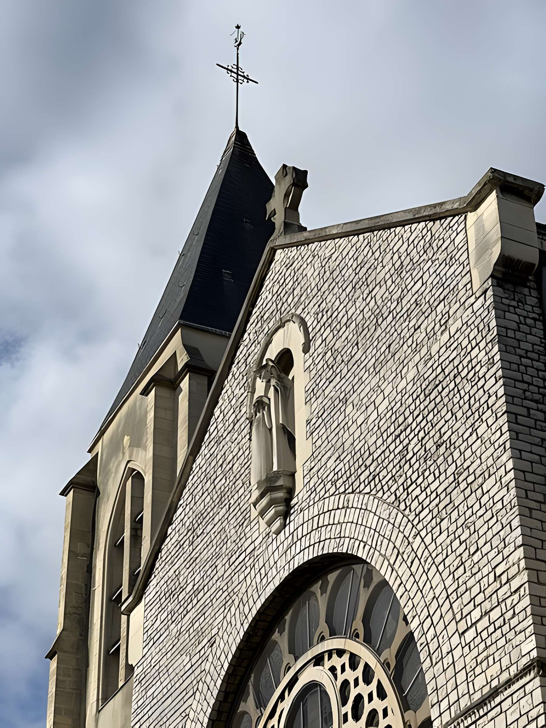 Cathédrale Sainte-Geneviève-et-Saint-Maurice de Nanterre