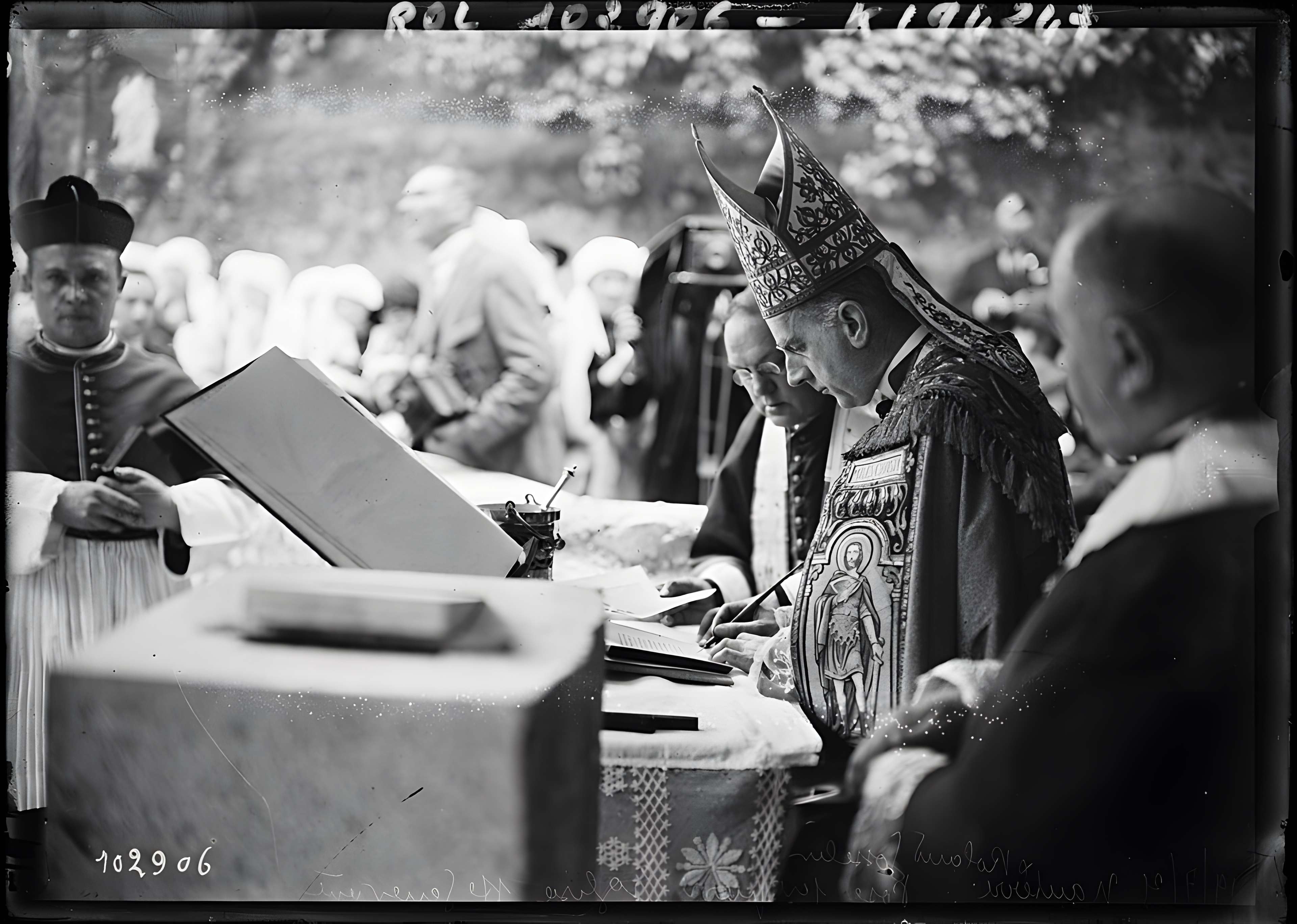 Cathédrale Sainte-Geneviève-et-Saint-Maurice de Nanterre