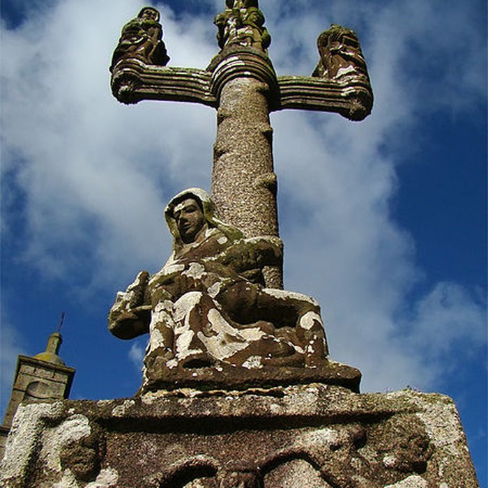 Photo de Église Saint-Servais de Saint-Servais dans le Finistère