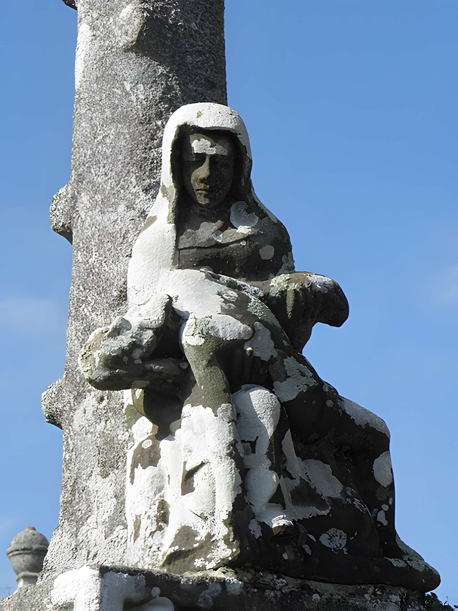 Église Saint-Servais de Saint-Servais dans le Finistère