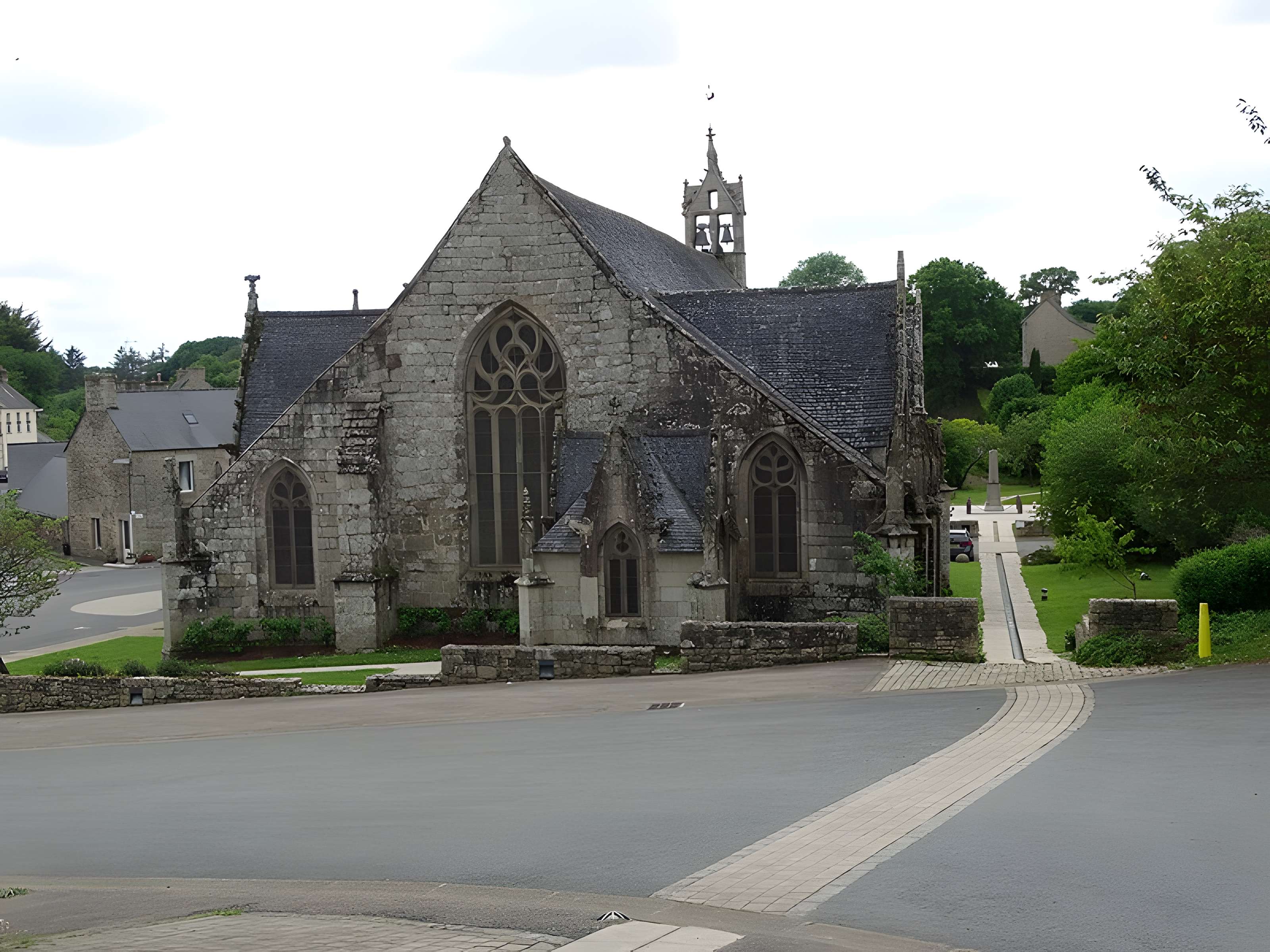 Église Saint-Servais de Saint-Servais