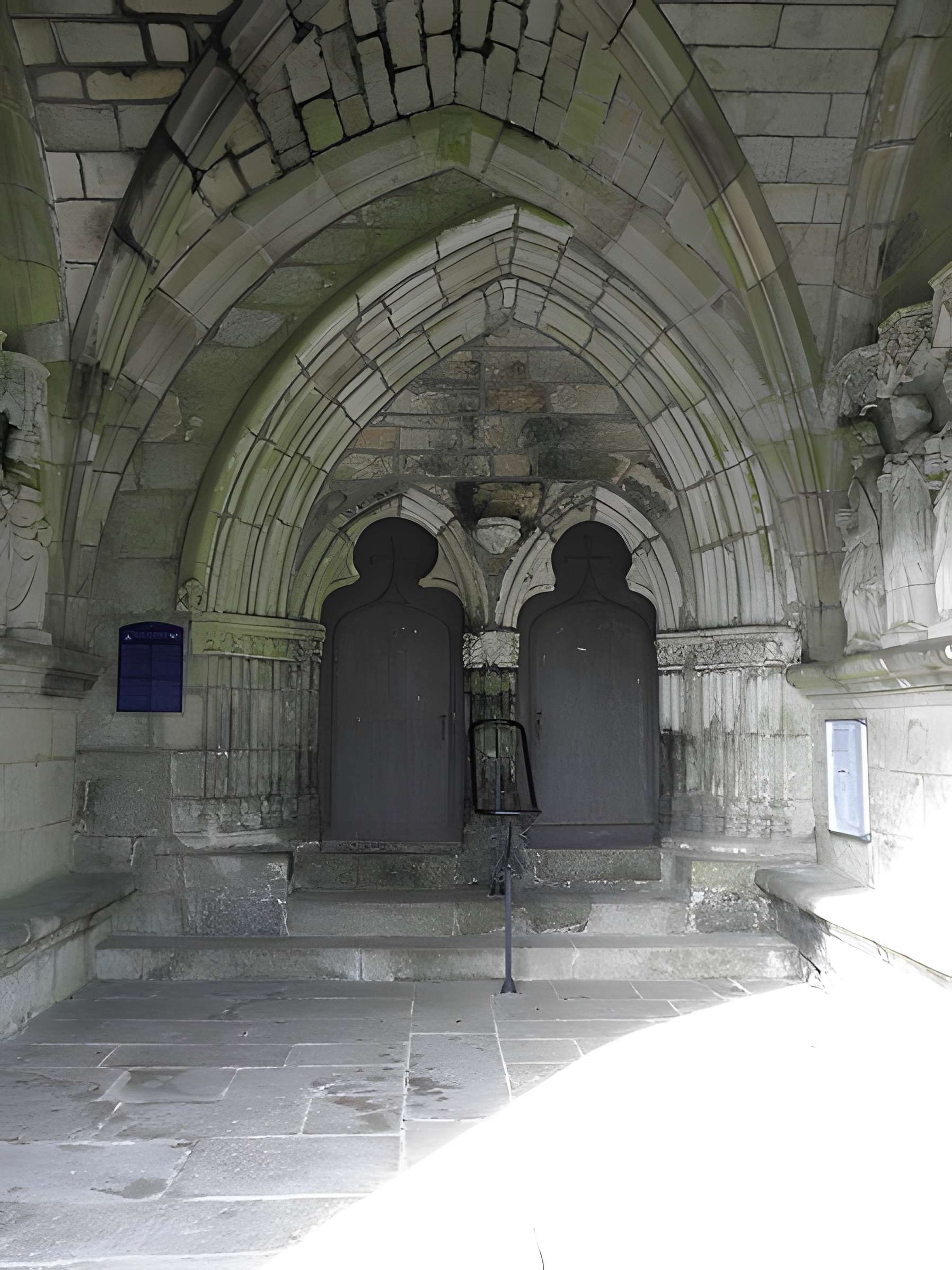 Église Saint-Servais de Saint-Servais