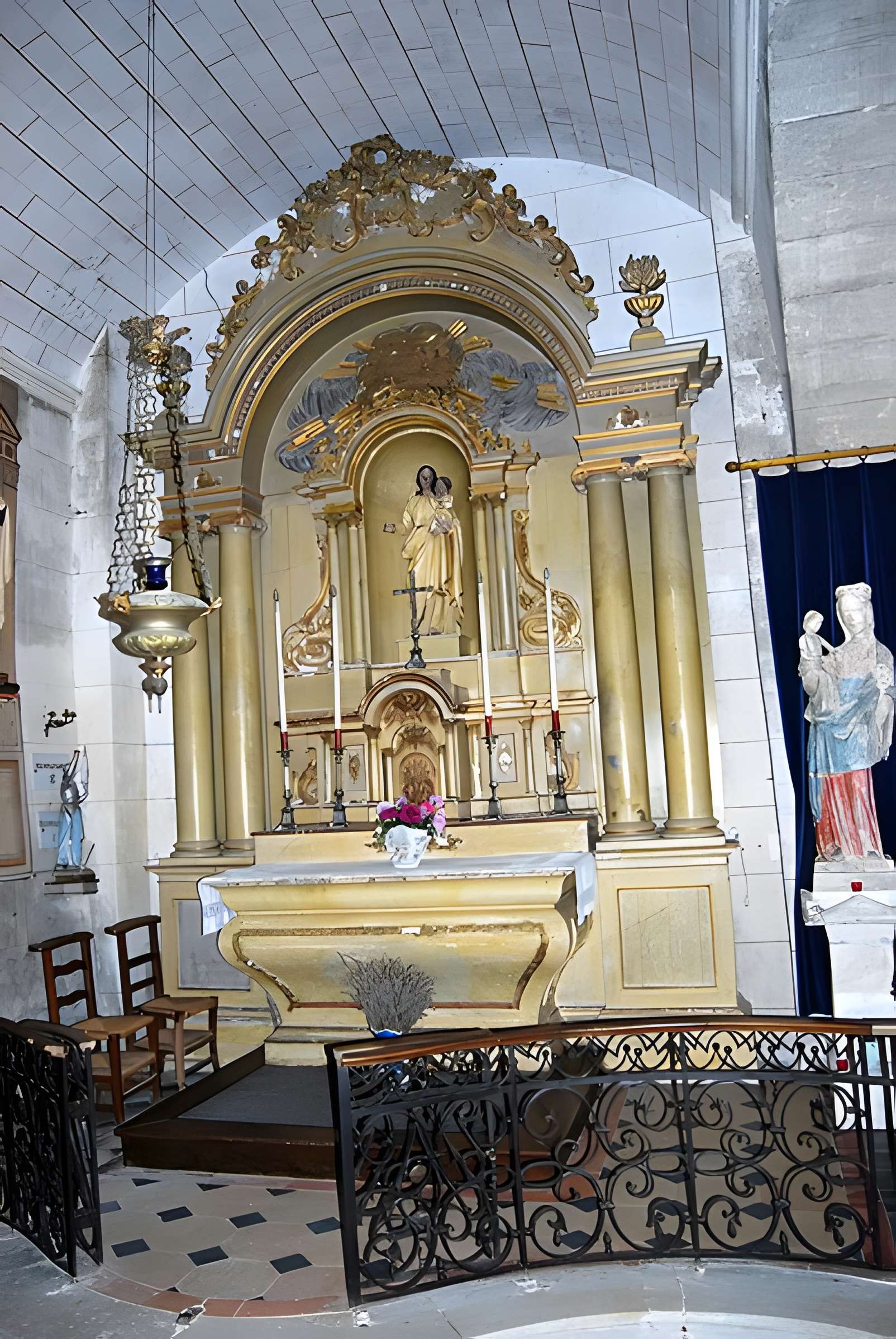 Église Saint-Seurin de Saillans