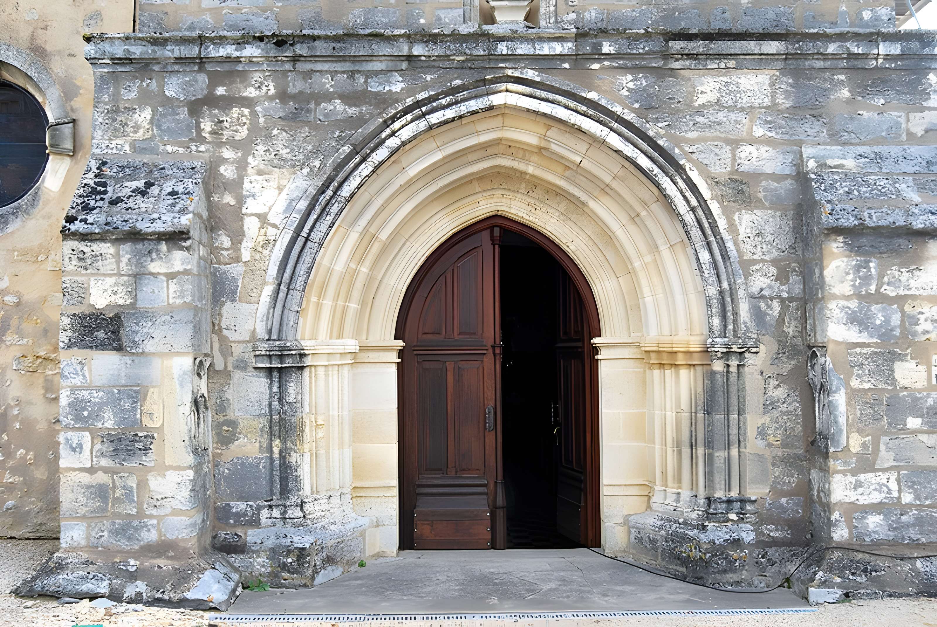 Église Saint-Seurin de Saillans