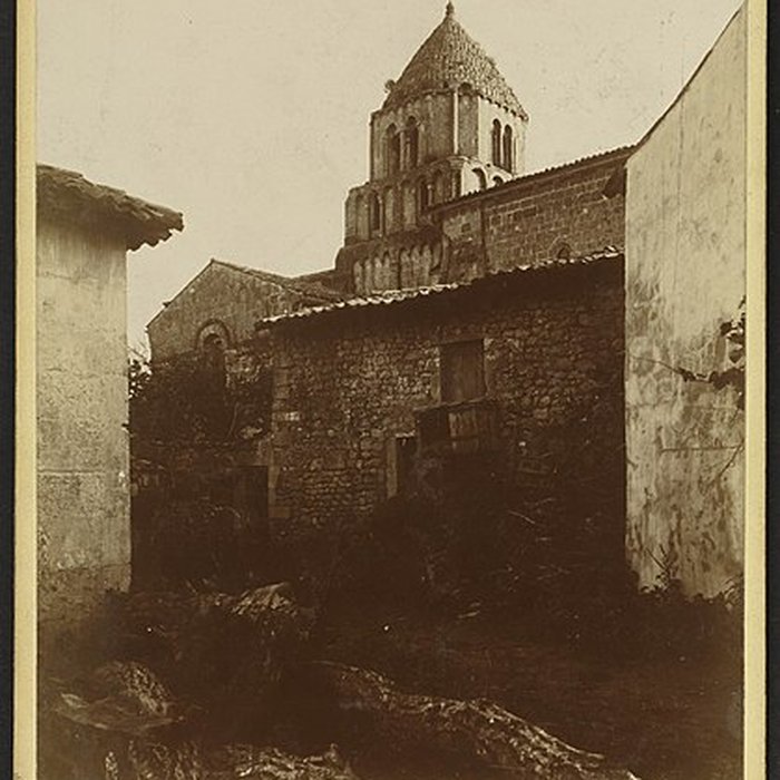 Photo de Église Saint-Séverin de Nieul-le-Virouil
