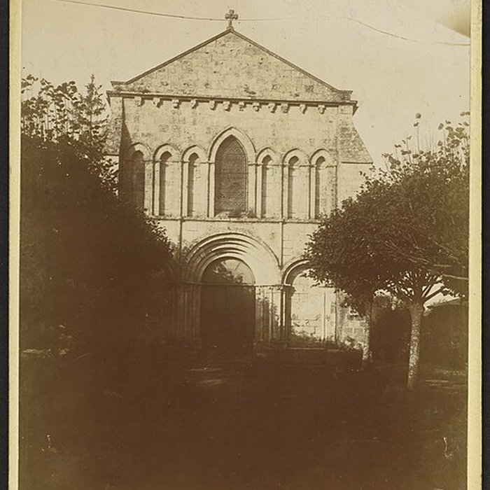 Photo de Église Saint-Séverin de Nieul-le-Virouil