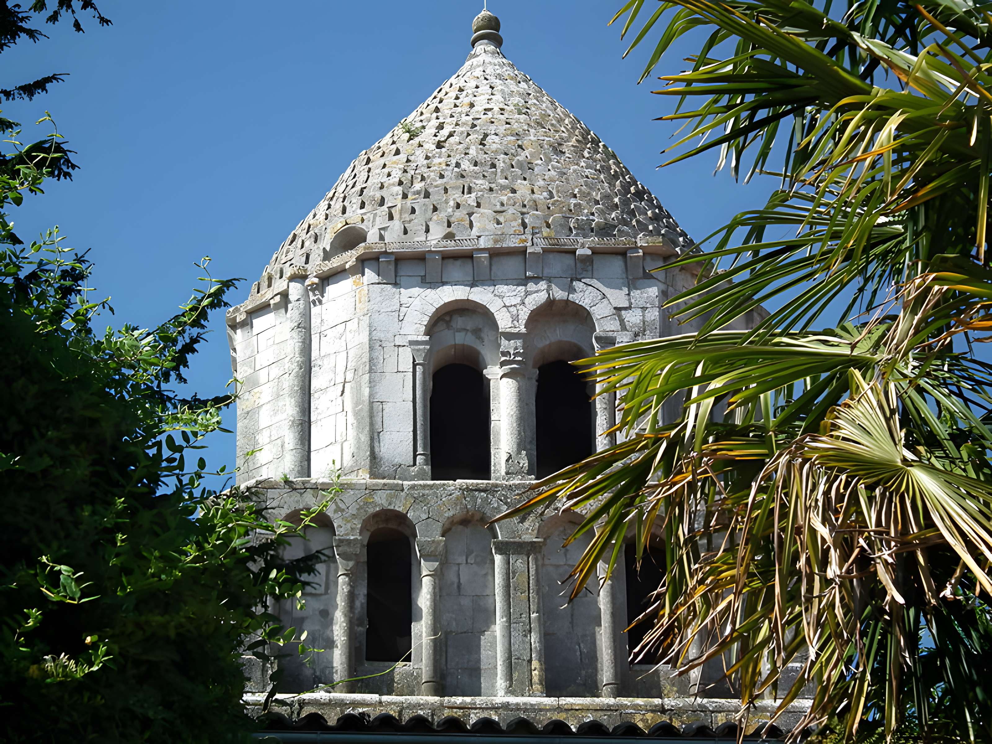 Église Saint-Séverin de Nieul-le-Virouil