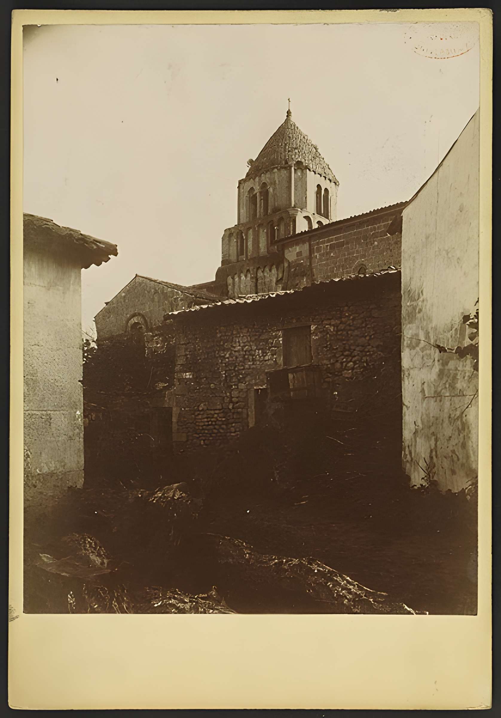Église Saint-Séverin de Nieul-le-Virouil